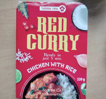Red curry action recenzja